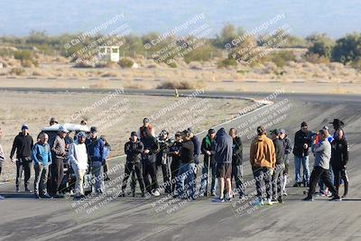 media/Jan-18-2024-Racers Edge (Thu) [[008952c709]]/Track Walk/